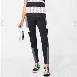 NWT Puma Leggings! Size M